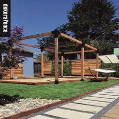 İki Bölümlü Üstü Açık Kendin Yap Pergola - 9x9 Kalas Geniş alanlar için tasarlanmış iki bölümlü, üstü açık minimalist tasarımlı 9x9 çam kalaslı kendin yap pergola sistemi
